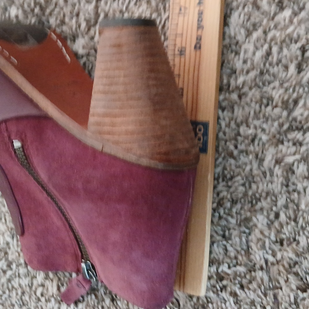 Boden Women's Size 10 US 41 EU Rich Plum Ankle Booties - Picture 12 of 12